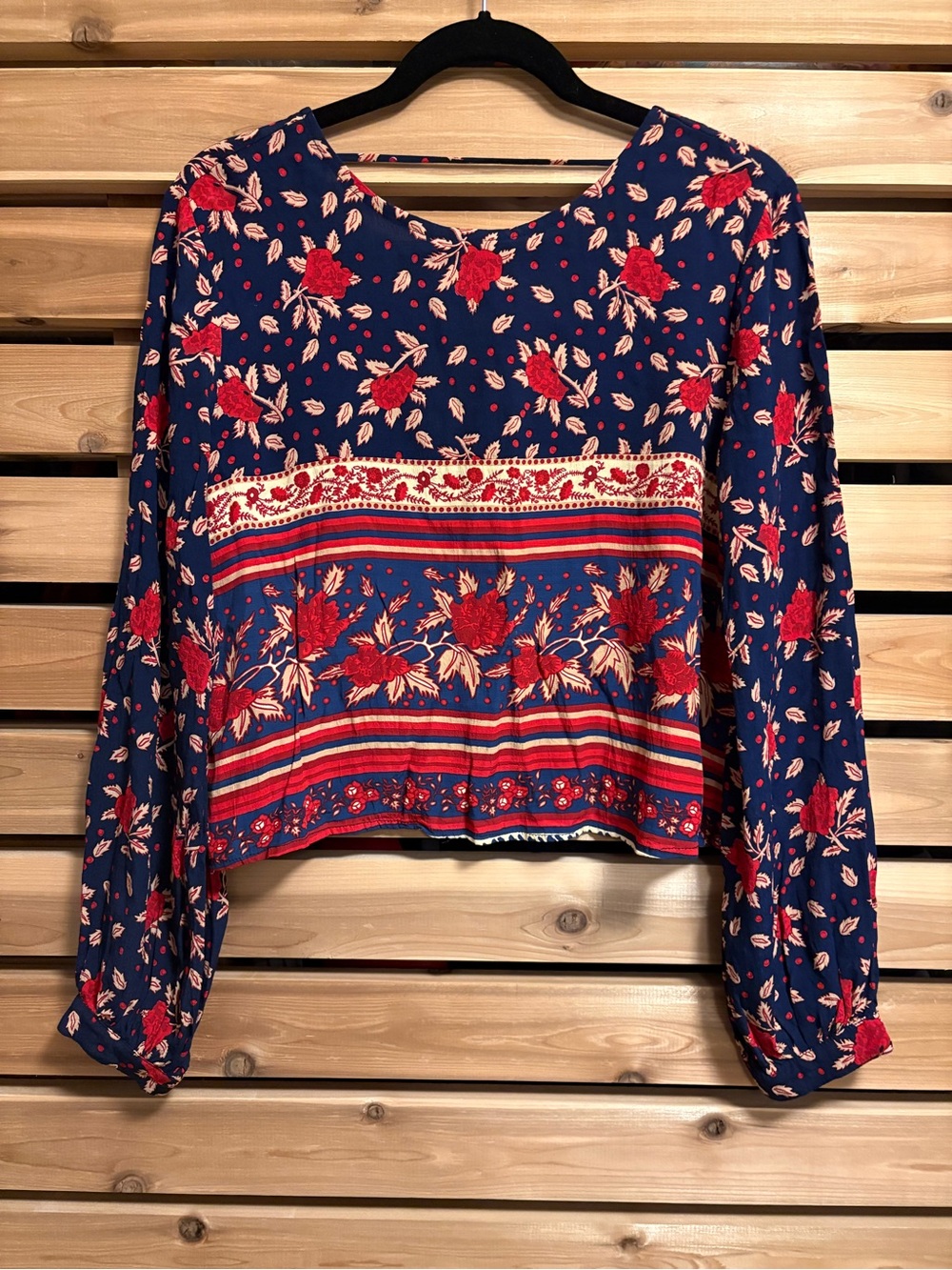 Faithfull the Brand Navy and Red Floral Long-Sleeve Crop Top